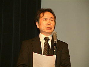 司会の田中医学部附属病院長