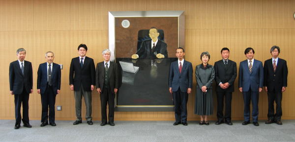 寄贈された肖像画
