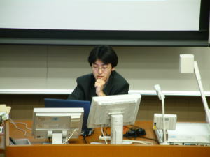 留学生課　白石さん