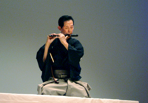 笛の実演の様子