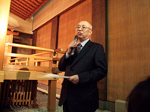 東山副学長