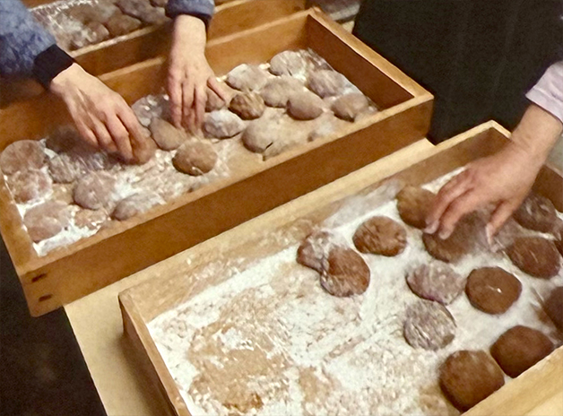 栃の実から作った餅