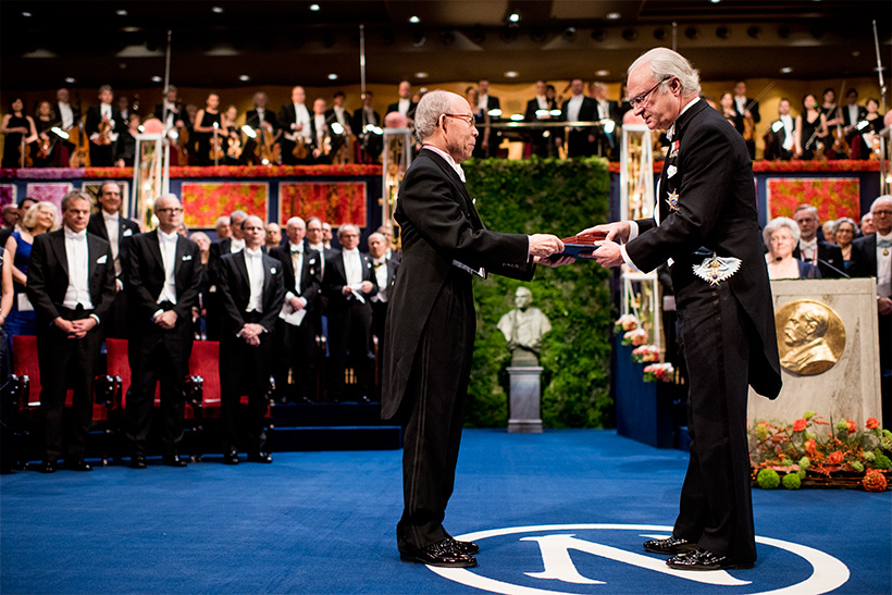 赤﨑勇 先生がノーベル賞授賞式に出席しました。（2014年12月11日）