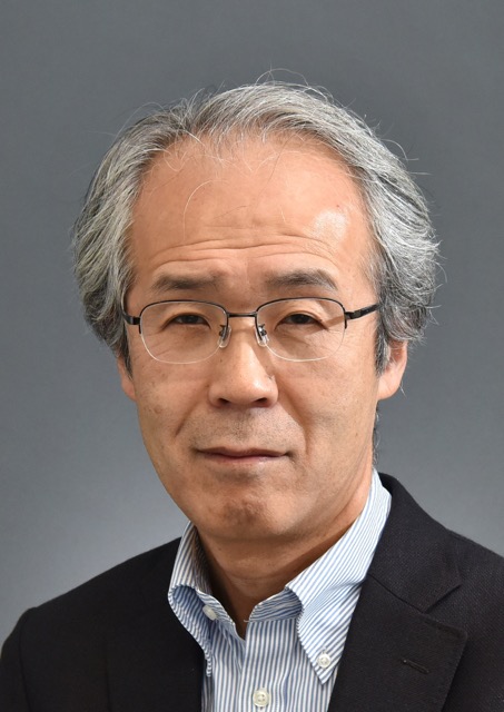 センター長有賀哲也副学長の写真