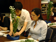 Participant receiving guidance from Mr. Jishu Inoue