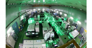 強力なレーザーを使ってエネルギーがそろった純度100％の陽子ビーム発生に成功－レーザー駆動陽子ビーム加速器の実現へ向けて大きく前進－