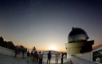 市民を対象とした「飛騨天文台 自然再発見ツアー」